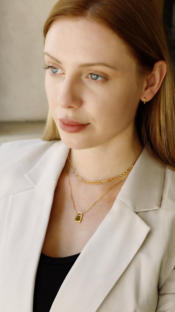 Master the Art of Necklace Layering with Jacys Mifv ✨💎